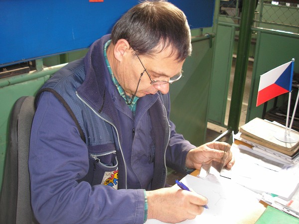 Duben 2012