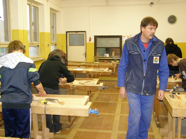 Listopad 2012