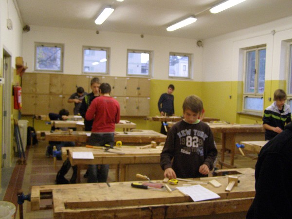 Listopad 2012
