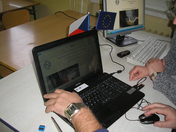 Listopad 2013